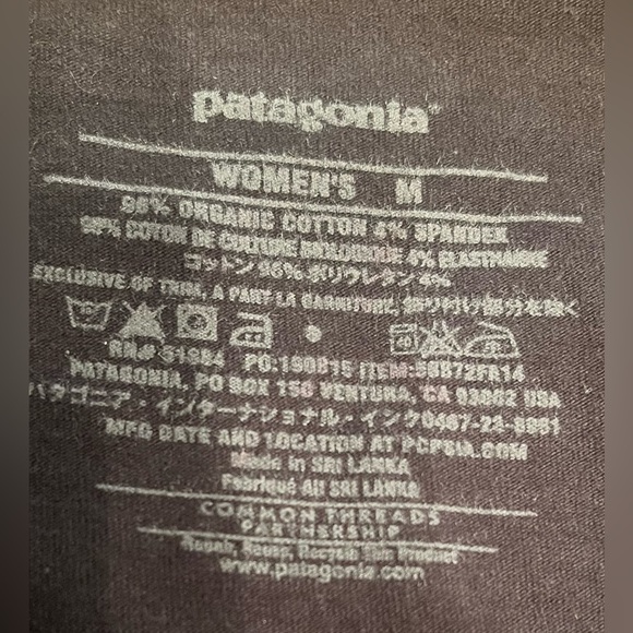 Patagonia Margot 3/4 length sleeve dress in black, size Medium - Picture 3 of 3